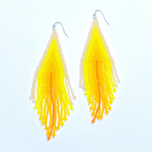 🌈2/$30 New Free People Beaded Ombré Earrings - Picture 2 of 3